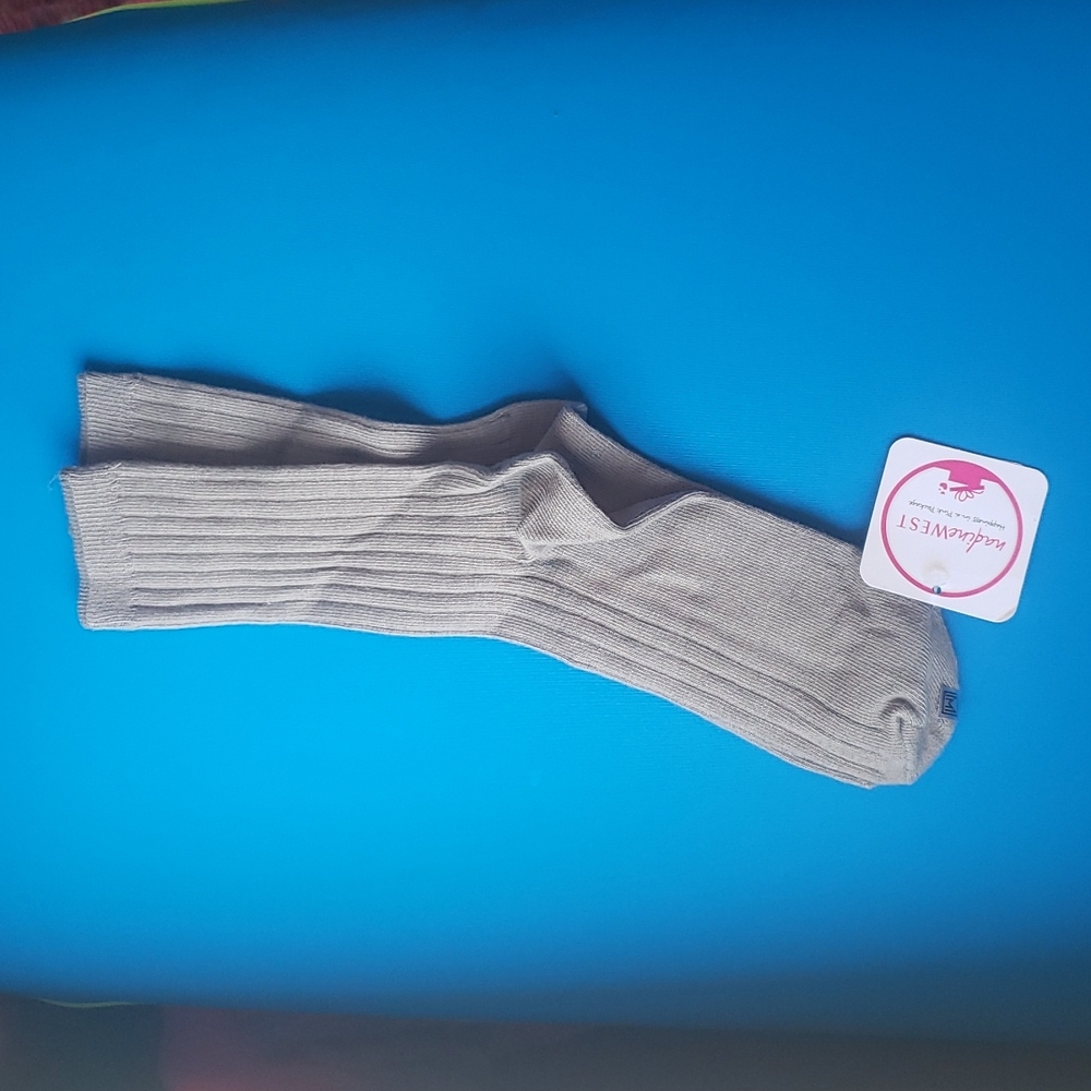 10/$20 Pair of Khaki Socks